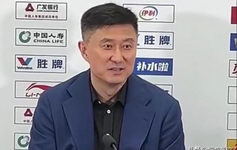 星空体育app下载-杜锋：出局无遗憾 我们拿了11个总冠军 很多队伍都没有拿过总冠军